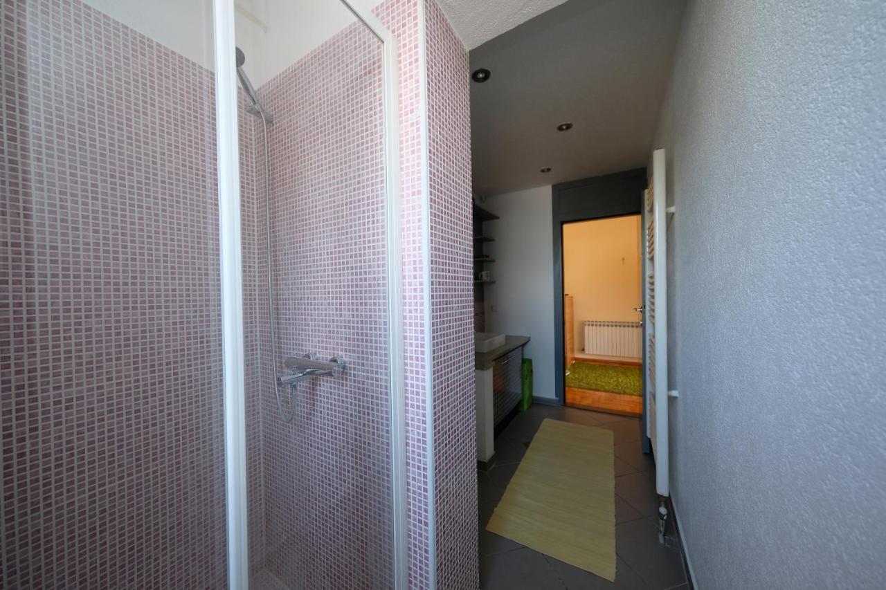 Awesome Panorama Penthouse - Free Parking And Balcony Apartamento Saraievo Exterior foto